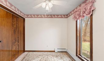 365 Snuff Mill Rd, North Kingstown, RI 02874