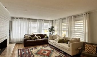 410 Mount Hope Ave, Bangor, ME 04401