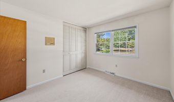 25 MEADOW GLEN Dr, Dover, DE 19901