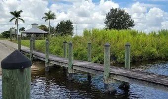 2114 Silk Bay Blvd, Alva, FL 33920