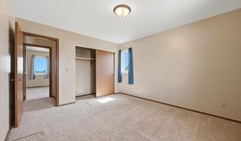25 B Statesboro Dr, Belle Fourche, SD 57717