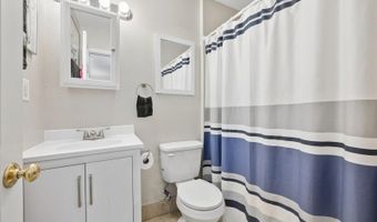 15 Village Way 4, Alloway, NJ 07462
