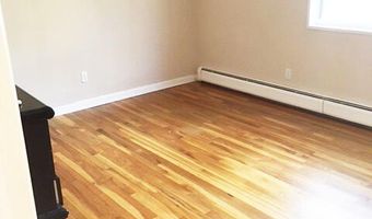 1225 Island Dr 104, Ann Arbor, MI 48104