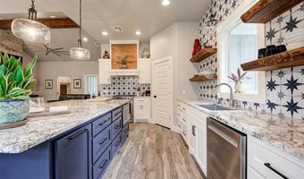 16 W Hill St, Arcadia, OK 73007