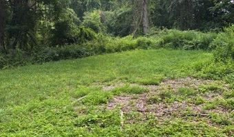 11 Winding Rd, Brookfield, CT 06804