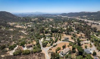 1650 Silver Tree Ln, Escondido, CA 92026