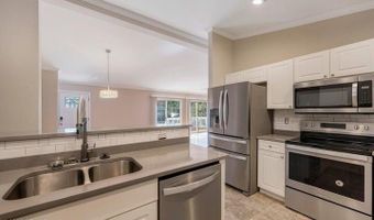 1 Wateree Ct, Beaufort, SC 29902