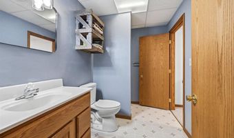 4700 Rural Oaks Dr SE, Alexandria, MN 56308