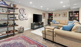 4429 NEPTUNE Dr, Alexandria, VA 22309