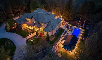 6830 N PURDY Pkwy, Appleton, WI 54913