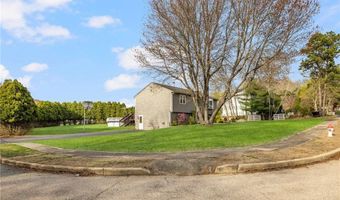 11 Nichole Ln, Coventry, RI 02816