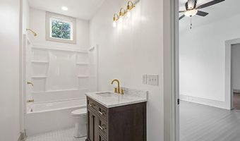 135 Holmes St, Barnesville, GA 30204
