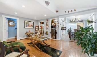 181 Phelps Ave, Bergenfield, NJ 07621