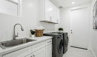 1094 Hillcrest View Ln, Fallbrook, CA 92028