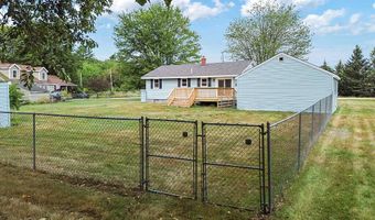 62 Fletcher Rd, Auburn, ME 04210
