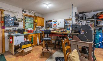 1728 Golden Dr SW, Alexandria, MN 56308