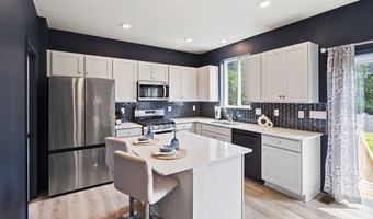 34 Phoebe Dr, Barnegat, NJ 08005