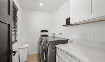 2146 Foster St, Oceanside, CA 92054