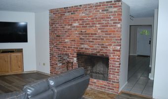 43 Camelot Dr, Bedford, NH 03110
