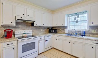 2030 Red Oak Dr, Brandon, MS 39042