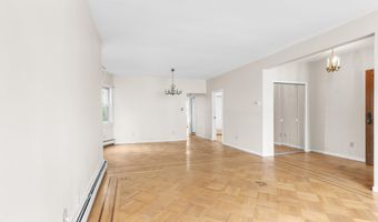 42 E 40th St, Bayonne, NJ 07002