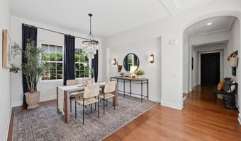 2904 Via Conquistador, Carlsbad, CA 92009