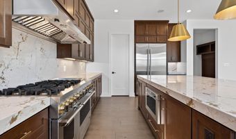 861 N MANCHESTER St, Arlington, VA 22205
