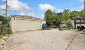 356 W Park Ave, Addison, IL 60101