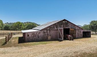 9267 7R Bar Rd, Angels Camp, CA 95222