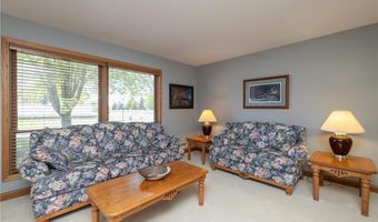 5999 139th St W, Apple Valley, MN 55124
