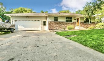 2119 SE 12th Ave, Aberdeen, SD 57401