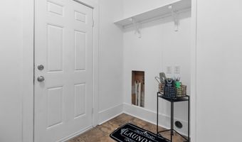 203 5th St, Abbeville, LA 70510