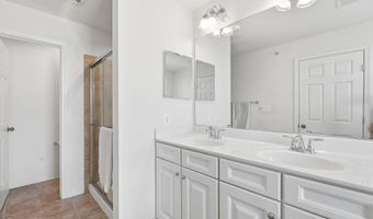 42167 CANARY GRASS Sq, Aldie, VA 20105