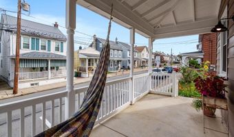 120 W 2ND St, Alburtis, PA 18011