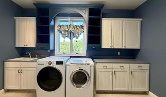 2702 Country Oaks Dr, Atlantic, IA 50022