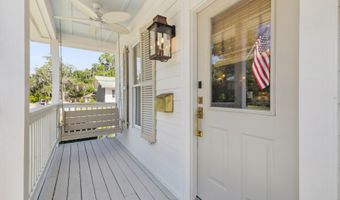 1711 Duke St, Beaufort, SC 29902