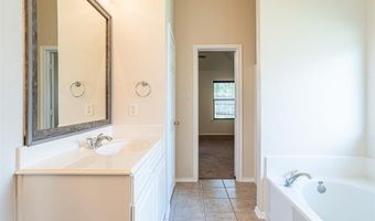 302 Howard Way Dr, Aledo, TX 76008