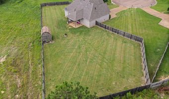 111 London Cv, Batesville, MS 38606