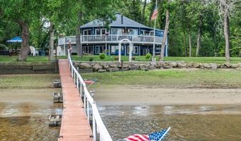 108 Pleasant Valley Rd, Amesbury, MA 01913