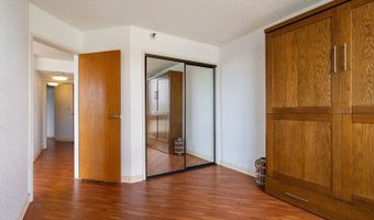 300 Wai Nani Way II2411, Honolulu, HI 96815