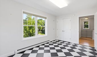 25 Staniford Farm Rd, Burlington, VT 05408