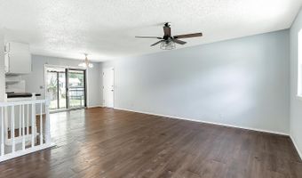 6222 Danbury St, Bel Aire, KS 67220
