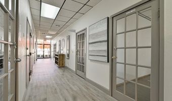 7012 NW 63rd St, Bethany, OK 73008