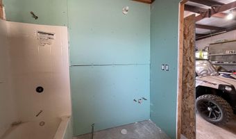 6484 S COYOTE Rd, Apple Valley, UT 84737