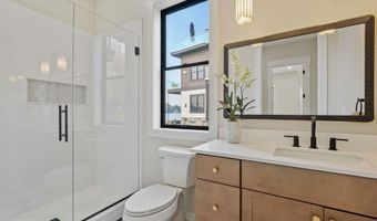 82 Sunset Dr, Belmont, NH 03220