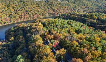 547- B KING St 17B, Basye, VA 22810