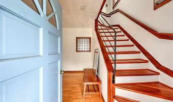 37 Denver Ave, Cranston, RI 02905