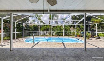 6608 CLAIR SHORE Dr, Apollo Beach, FL 33572