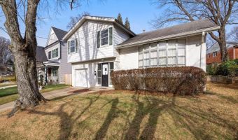6011 ROOSEVELT St, Bethesda, MD 20817