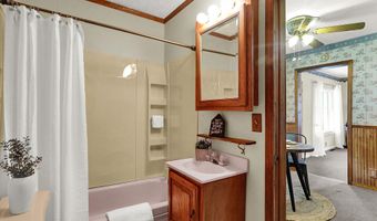 405 E Howard Ave, Arcadia, IN 46030